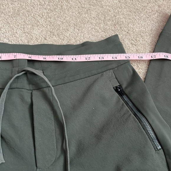 “Athleta- Woman’s Headlands Hybrid Trek Joggers size 6” - Picture 3 of 9